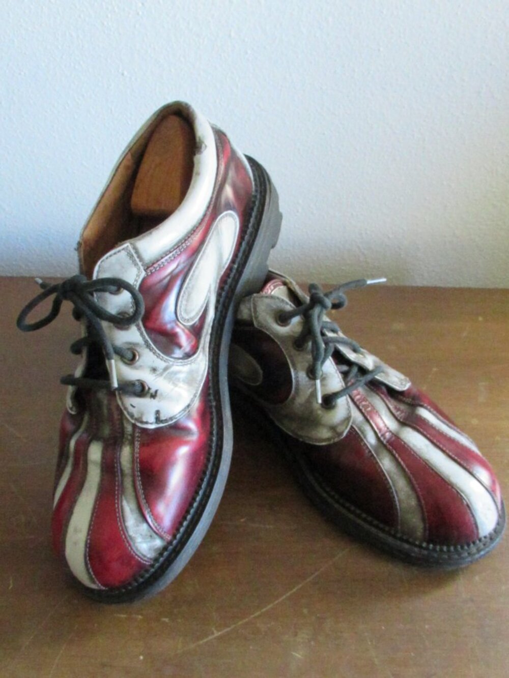 Fluevog Supervog Derby — Men’s 12 — Red/White Leather — Distressed